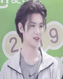 黄明昊：南风知我意