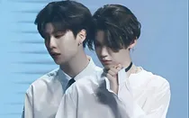黄明昊：甜丞霸爱