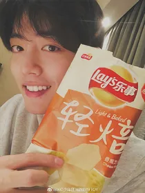 当肖战女朋友的两三事