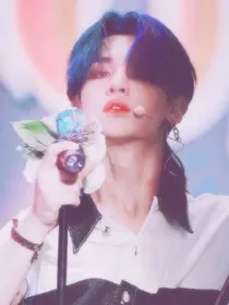 黄明昊.你是人间星光