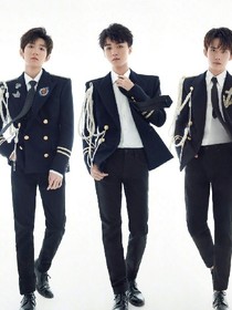 TFBOYS之排球队长_d776