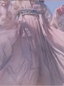 一笑千里尽长安