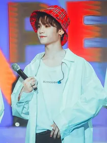 黄明昊：那段时光