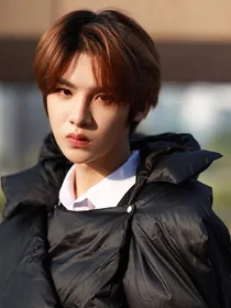 黄明昊:我想追爱