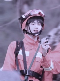 周震南；我对你，何止一句喜欢