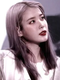 EXO：助理怀里靠