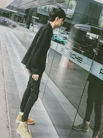 秦霄贤的唯一