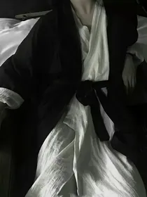 快穿之宿主绑定了个败家系统