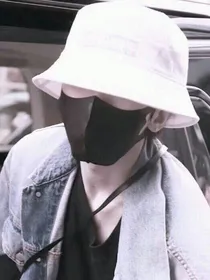 糟糕！黑粉的吻好甜