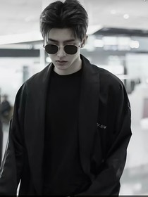 蔡徐坤：前任不好追