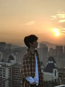 TFBOYS之王源：因为遇见你