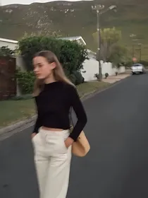 泊秦淮