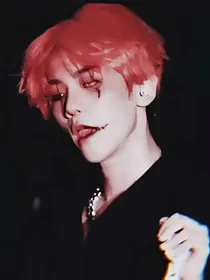 边伯贤：当红女演员的千层套路