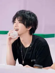 华晨宇：不是冤家不对头