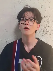 边伯贤：同居爱豆之梦中人