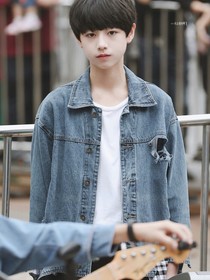 朱志鑫：花开烂漫——d774