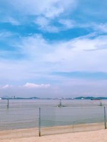 夜深，不及情深