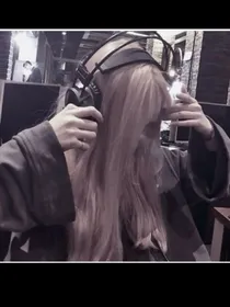 女扮男装：天才降世