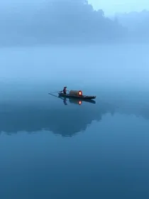 桃之夭夭，灼灼其华：白夭夭便是你的名字