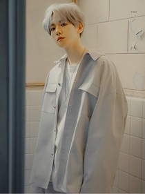 边伯贤：浮暗