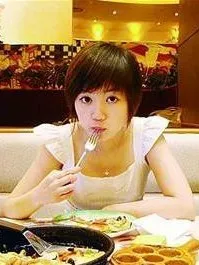 那些年明星们的二三事