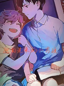 迎面走来的小男孩儿