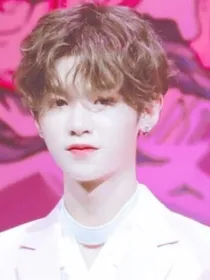 黄明昊：助理小姐太全能