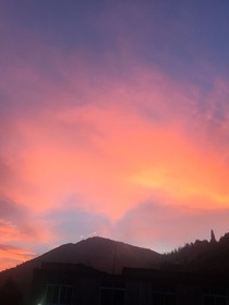 残阳破月