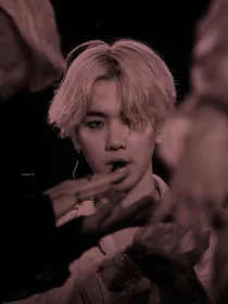 EXO：十七岁的情愫