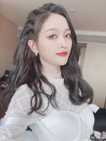 黄明昊，他的不能忘怀