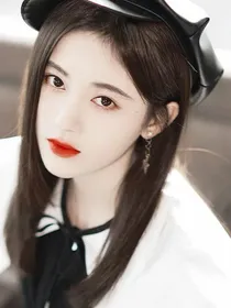 女配逆袭成顶流：白莲与黑莲的较量