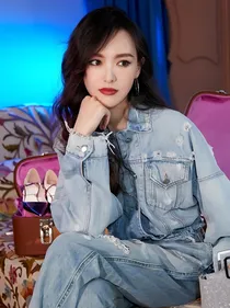 微微一笑很倾城之姑姑和姑父