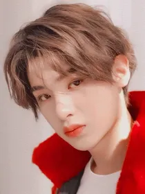 黄明昊：后爱