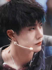 余生有你足矣，星辰大海我来护你