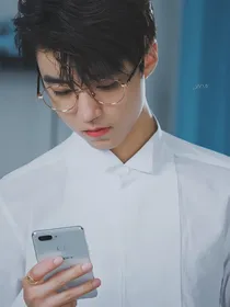 王俊凯：快穿之1001次分手