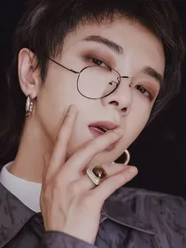 华晨宇：极度占有欲