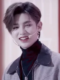 黄明昊:我有个恋想和你谈