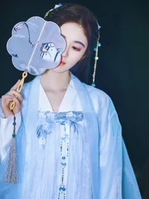 陈情令：魏无羡献舍成为女子