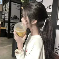 穿凹凸校园