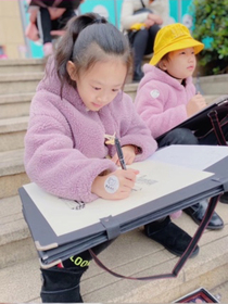 学校的六班生活