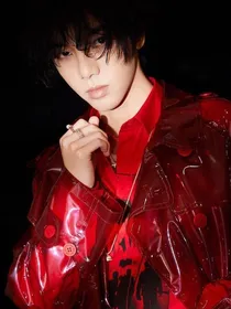 华晨宇：隐藏boss甜娇妻