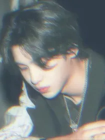 黄明昊……悔
