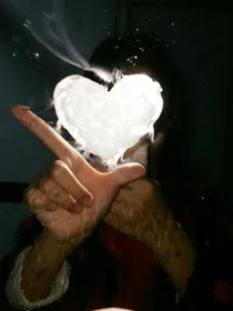 邱？莉