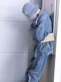 扶手摘星晨