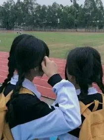 校园恋爱有点怪