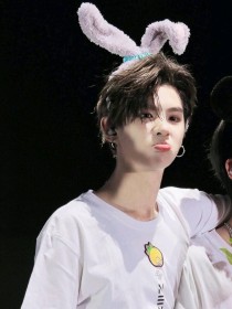 黄明昊：这个妹妹不一般