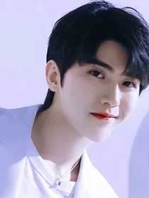 热门影后，蔡徐坤囚宠成迷