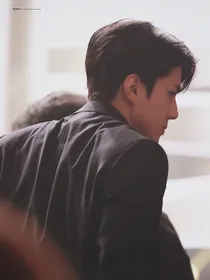 EXO：我在末世里生存打怪