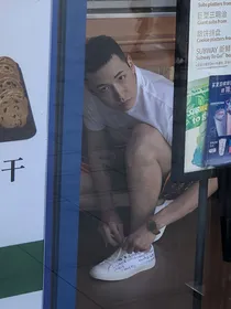 王九龙：第二杯半价