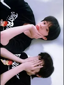 刘耀文：哥哥过来给我亲亲